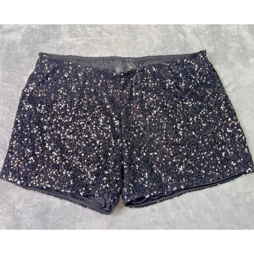 BKE Boutique NWOT womens sequined lined womens glam shorts sz M glam Y2K $69